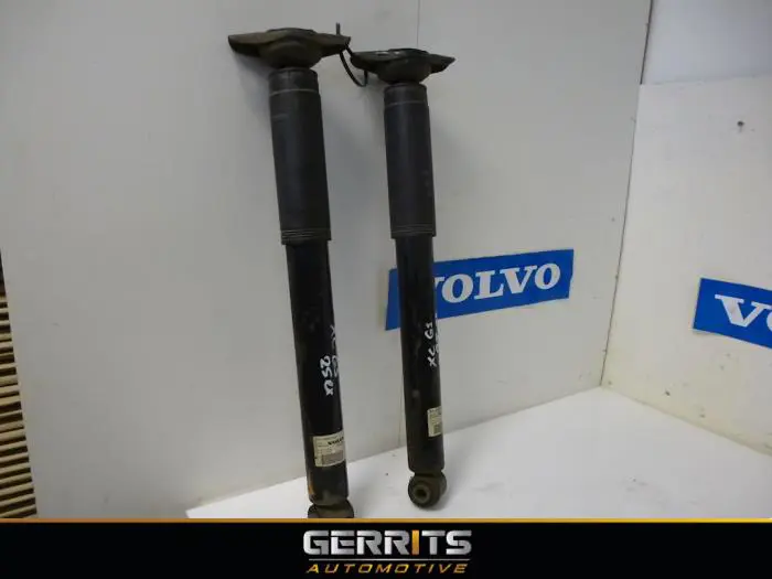 Shock absorber kit Volvo XC70