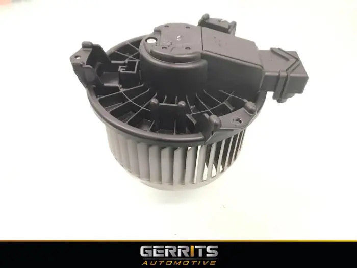 Heating and ventilation fan motor Daihatsu Terios