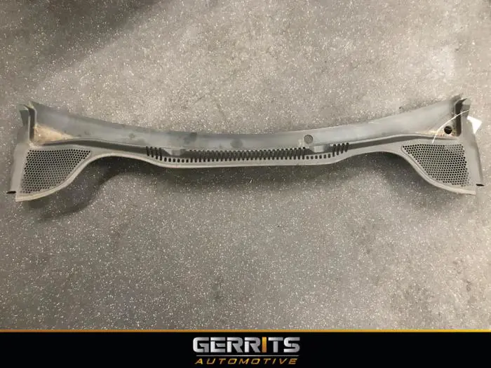 Cowl top grille Seat Ibiza