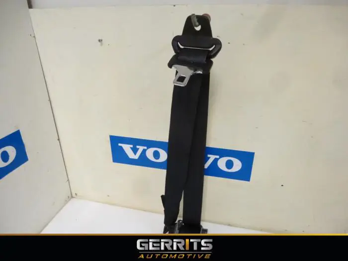 Rear seatbelt, right Volvo 9-Serie