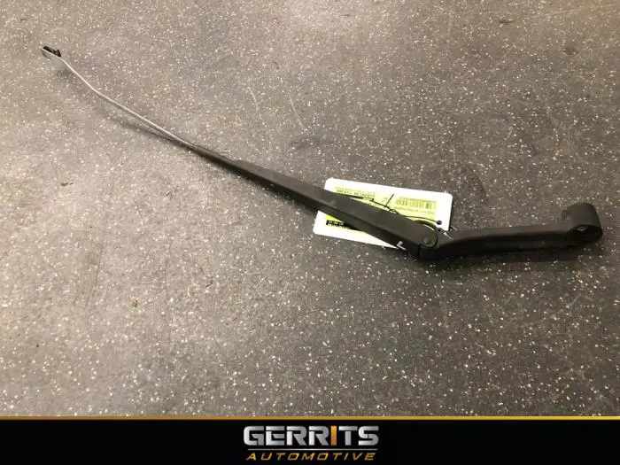 Front wiper arm Mitsubishi Colt