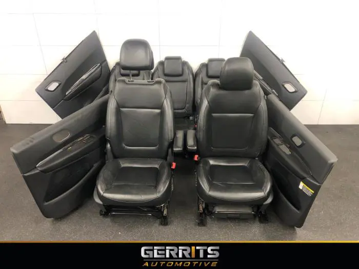 Set of upholstery (complete) Peugeot 5008