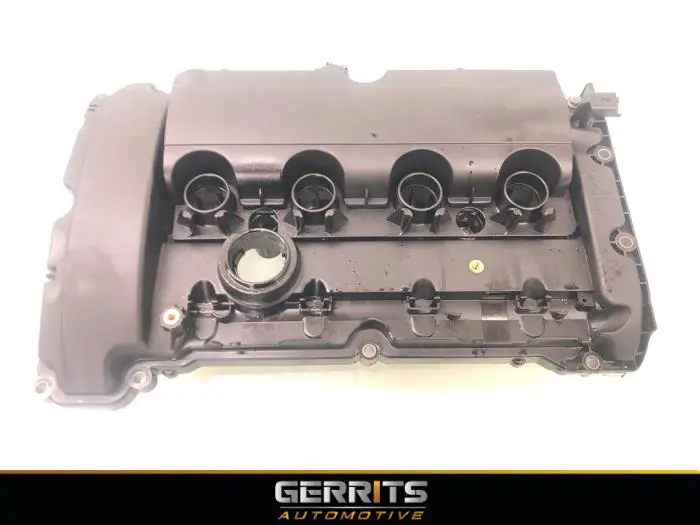 Rocker cover Peugeot 5008