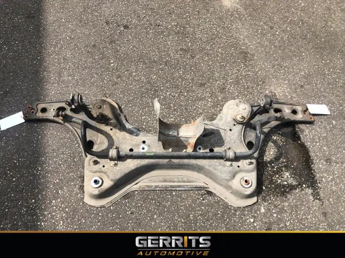 Subframe Opel Vivaro