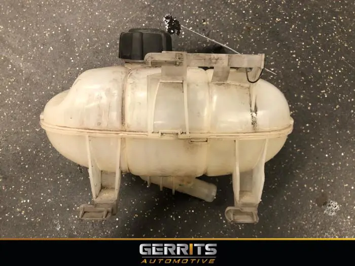 Expansion vessel Opel Vivaro