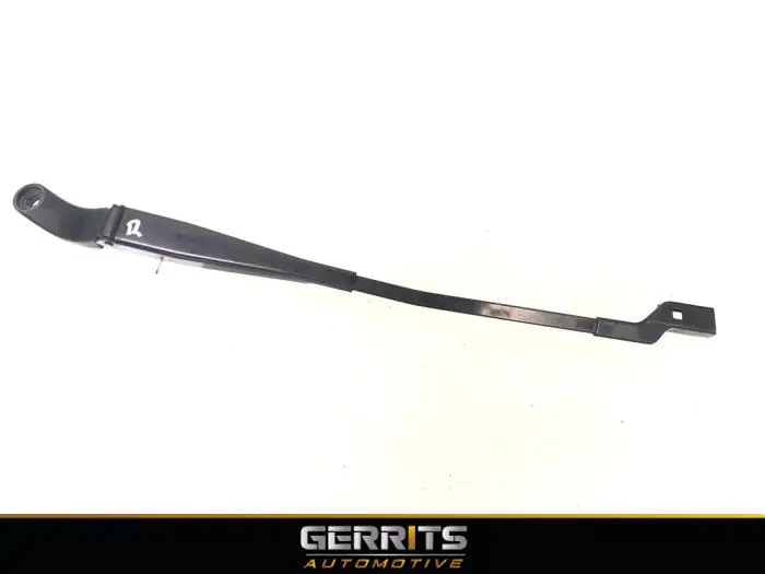 Front wiper arm Opel Astra