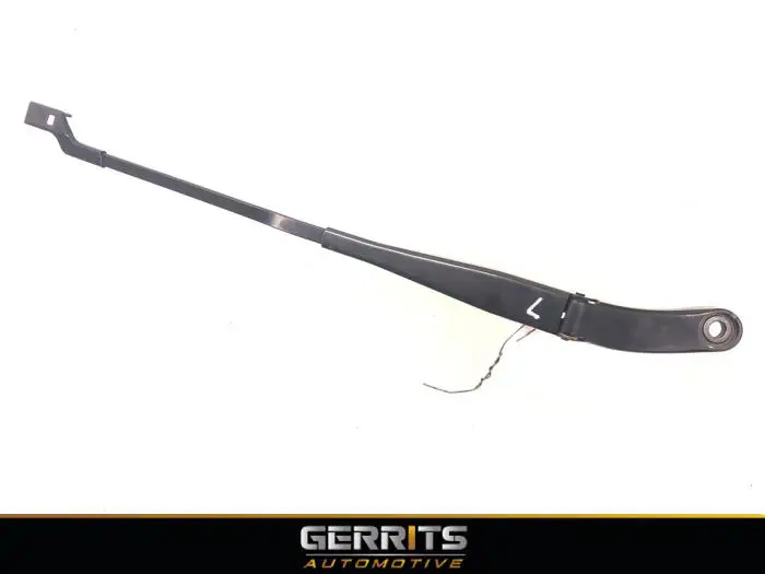 Front wiper arm Opel Astra