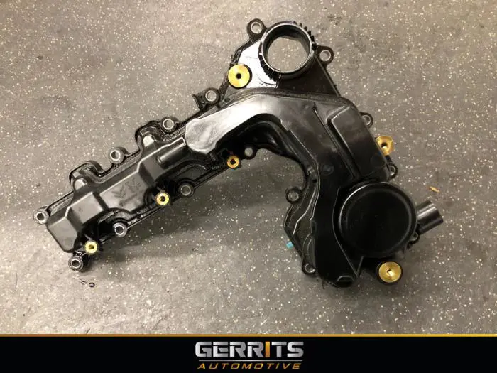 Rocker cover Peugeot 2008