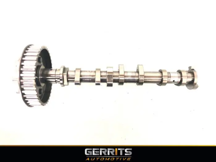 Camshaft Peugeot 2008