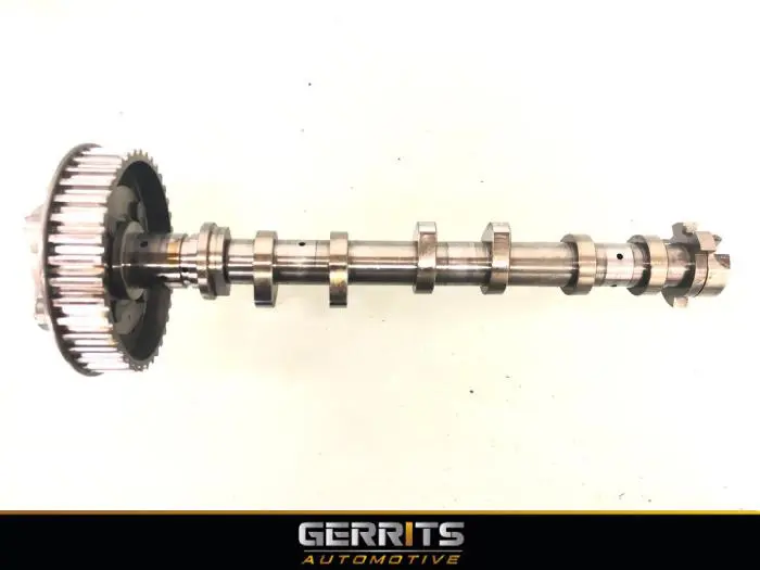 Camshaft Peugeot 2008