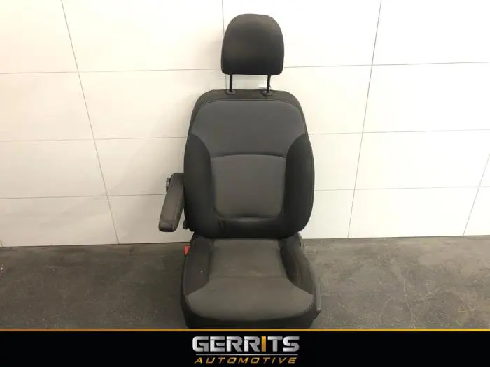 Seat, left Fiat Talento