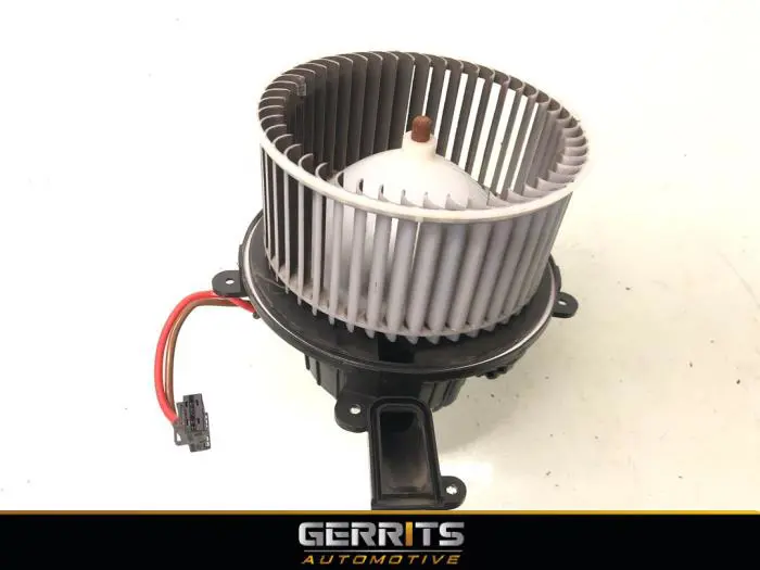 Heating and ventilation fan motor Mercedes Vito