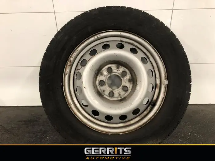 Wheel + tyre Mercedes Vito