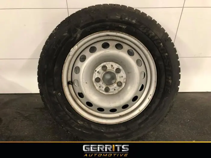 Wheel + winter tyre Mercedes Vito