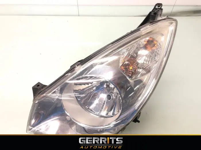 Headlight, left Opel Agila