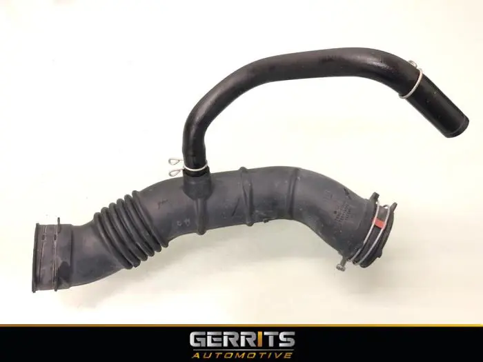 Air intake hose Toyota Yaris