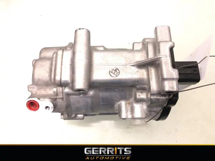 Air conditioning pump Toyota Yaris