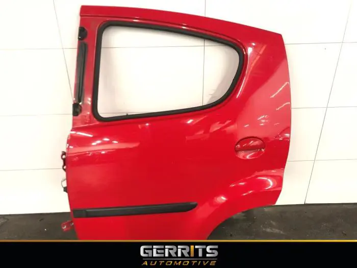 Rear door 4-door, left Peugeot 107