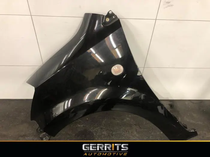 Scherm links-voor Daihatsu Sirion