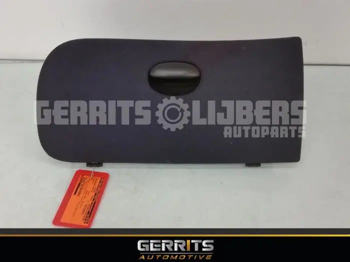 Glovebox Peugeot 206