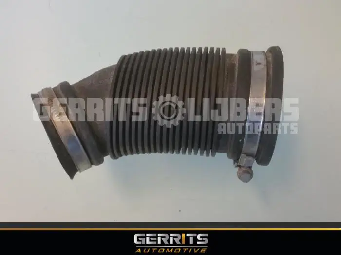 Air intake hose Opel Astra